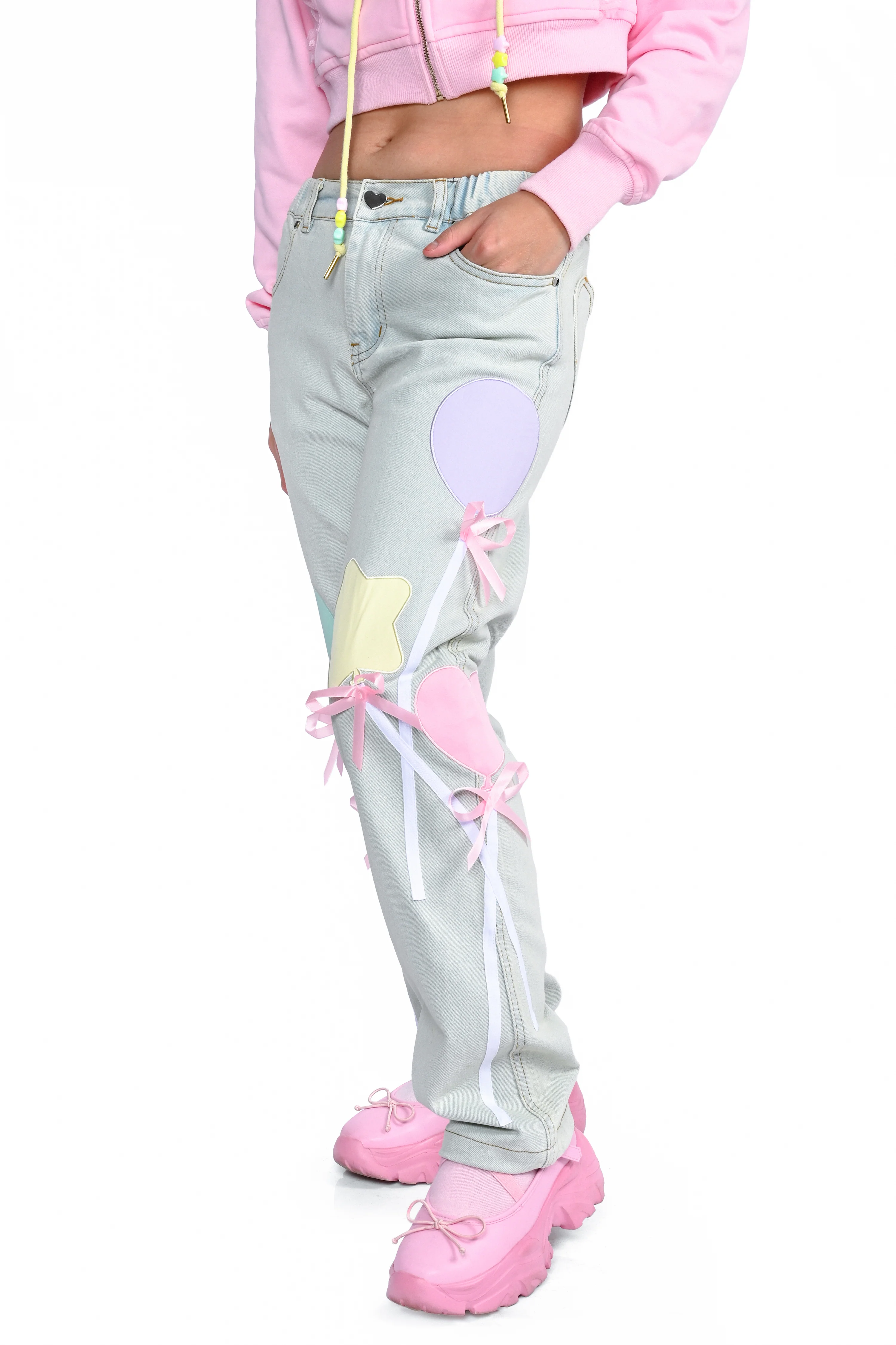 Fitted Bailee Balloon Jeans - Light Wash - Image 4